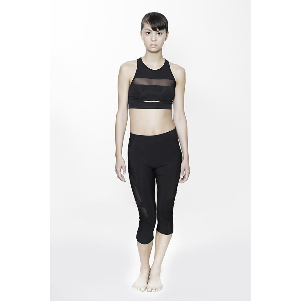 Midriff Cutout Bratop