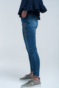 Blue skinny jean with embroideries